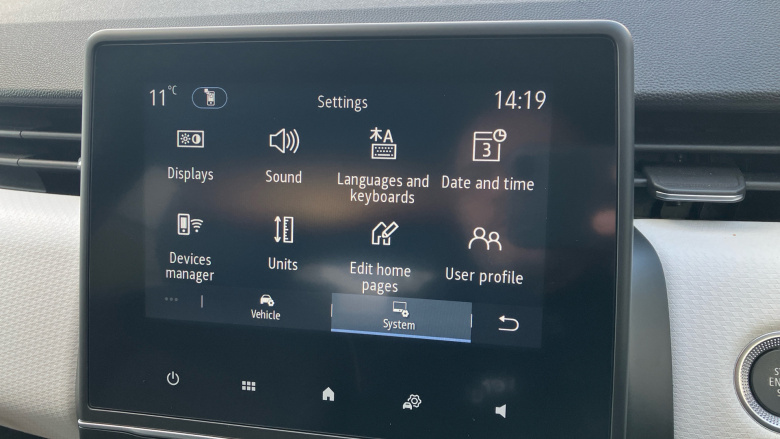 Renault Clio 1.6 E-TECH full hybrid 145 Techno 5dr Auto Hybrid Hatchback